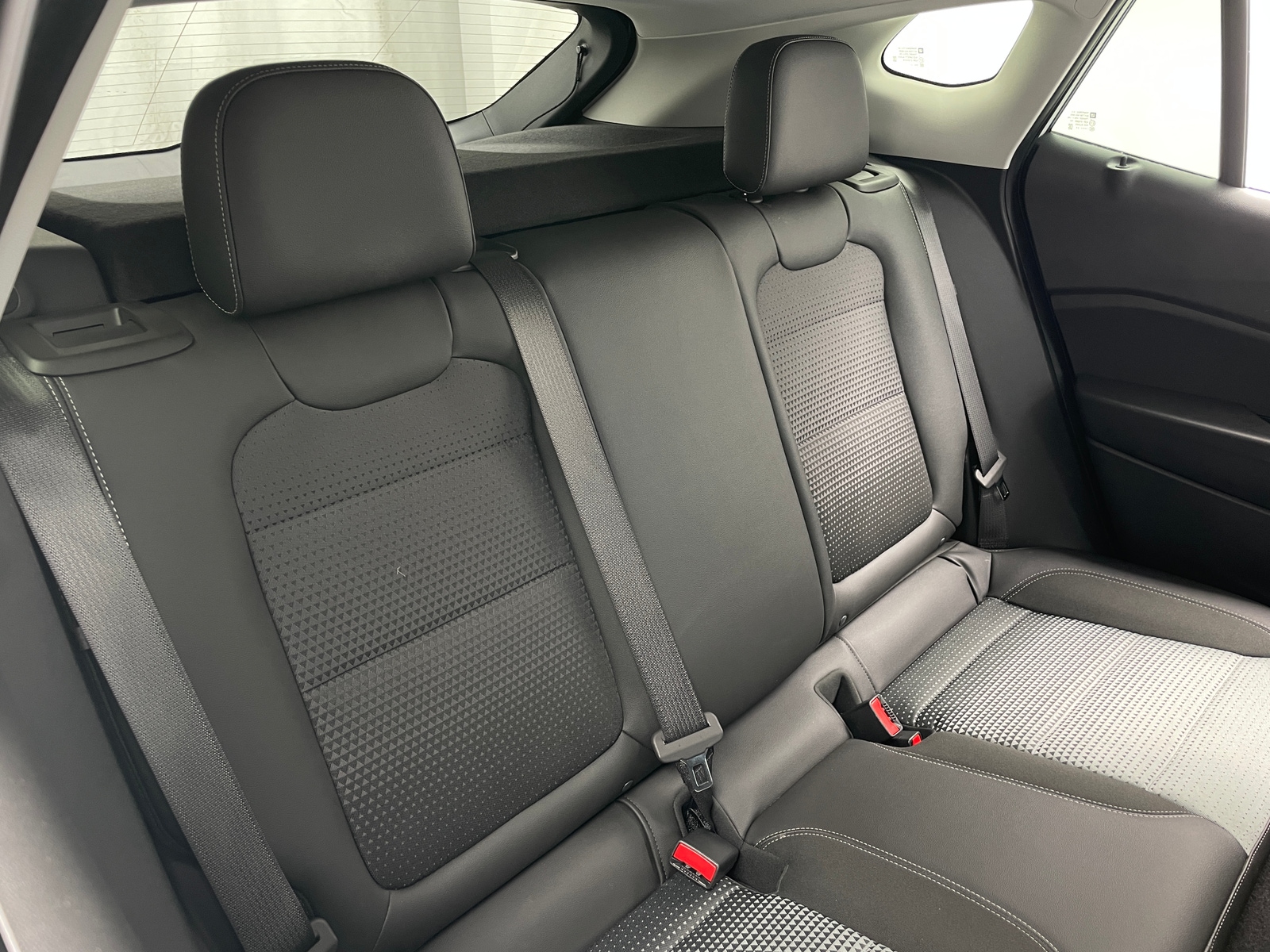 Thumbnail: 2025 Chevrolet Trax - 6