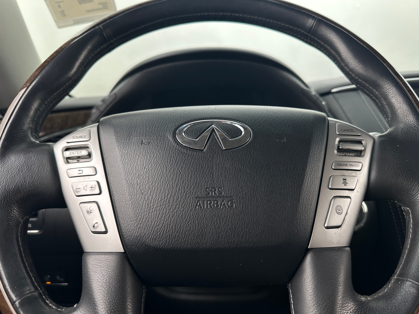 Thumbnail: 2017 INFINITI QX80 - 4