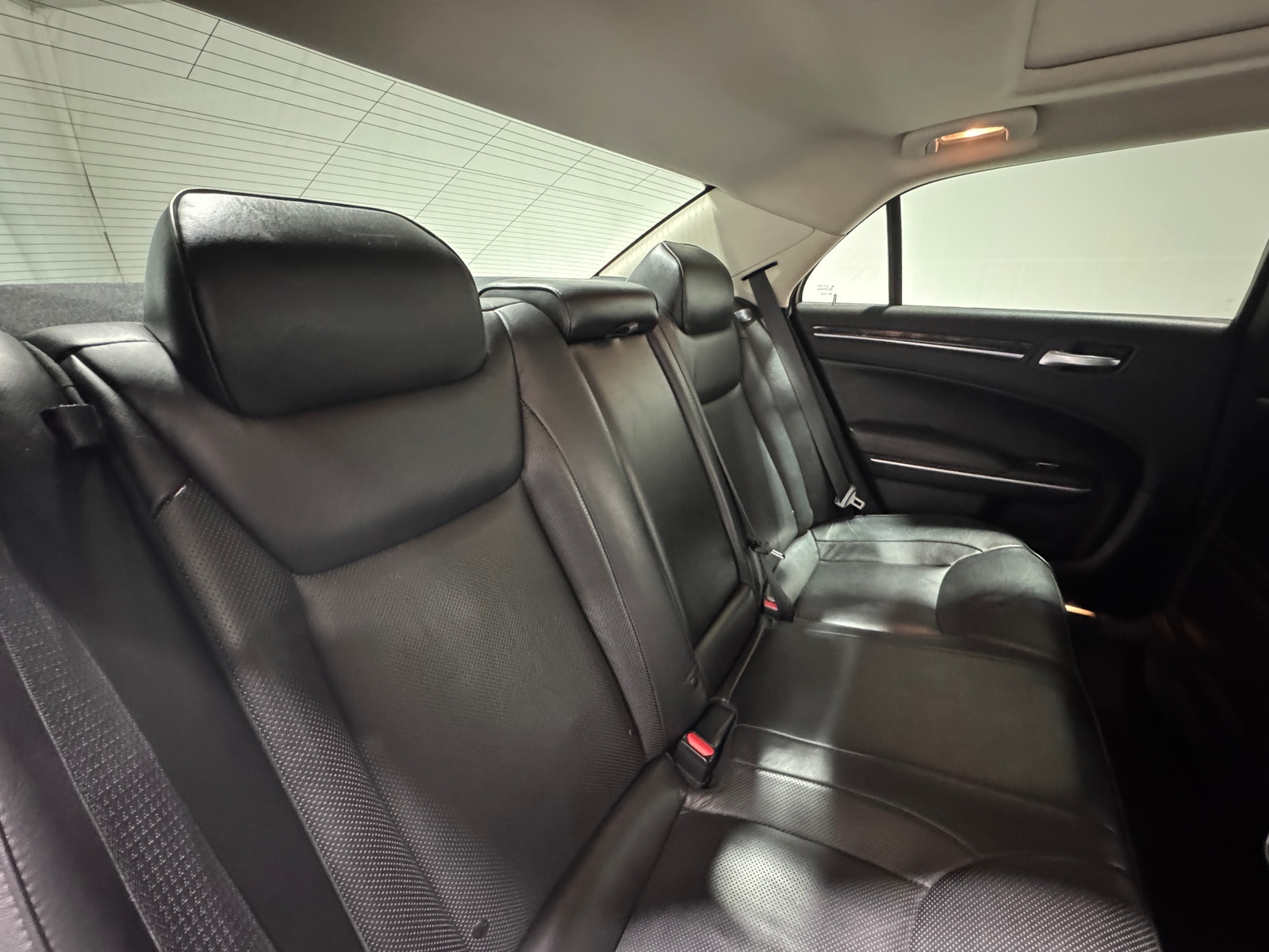 Thumbnail: 2019 Chrysler 300 - 5