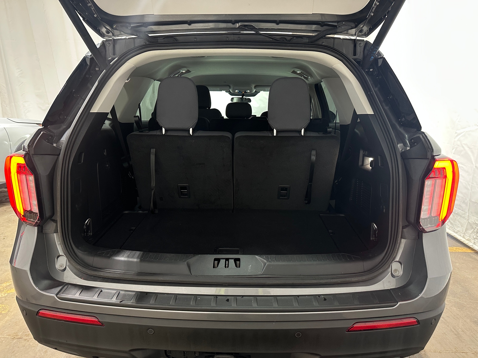 Thumbnail: 2025 Ford Explorer - 7