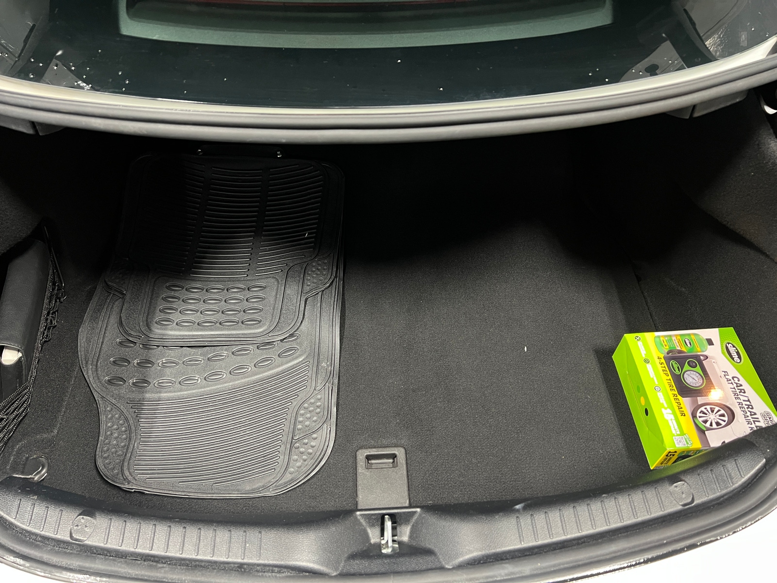 Thumbnail: 2018 Mercedes-Benz C-Class - 4