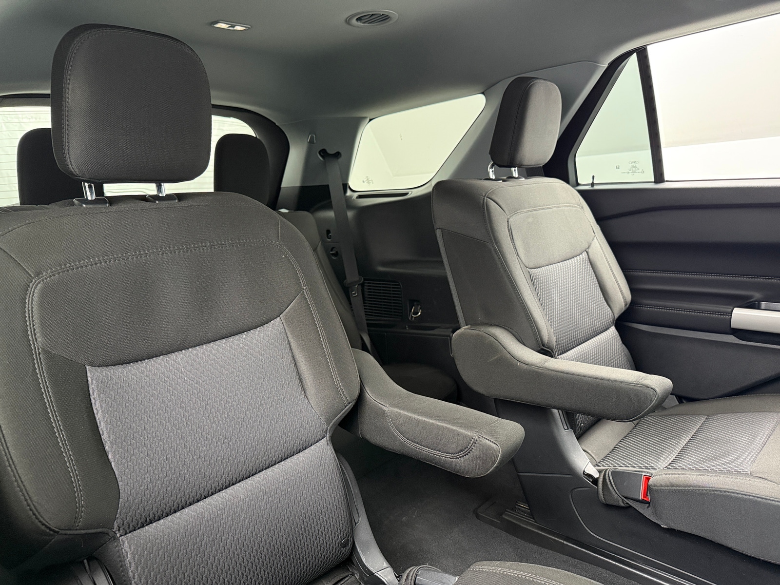 Thumbnail: 2023 Ford Explorer - 6