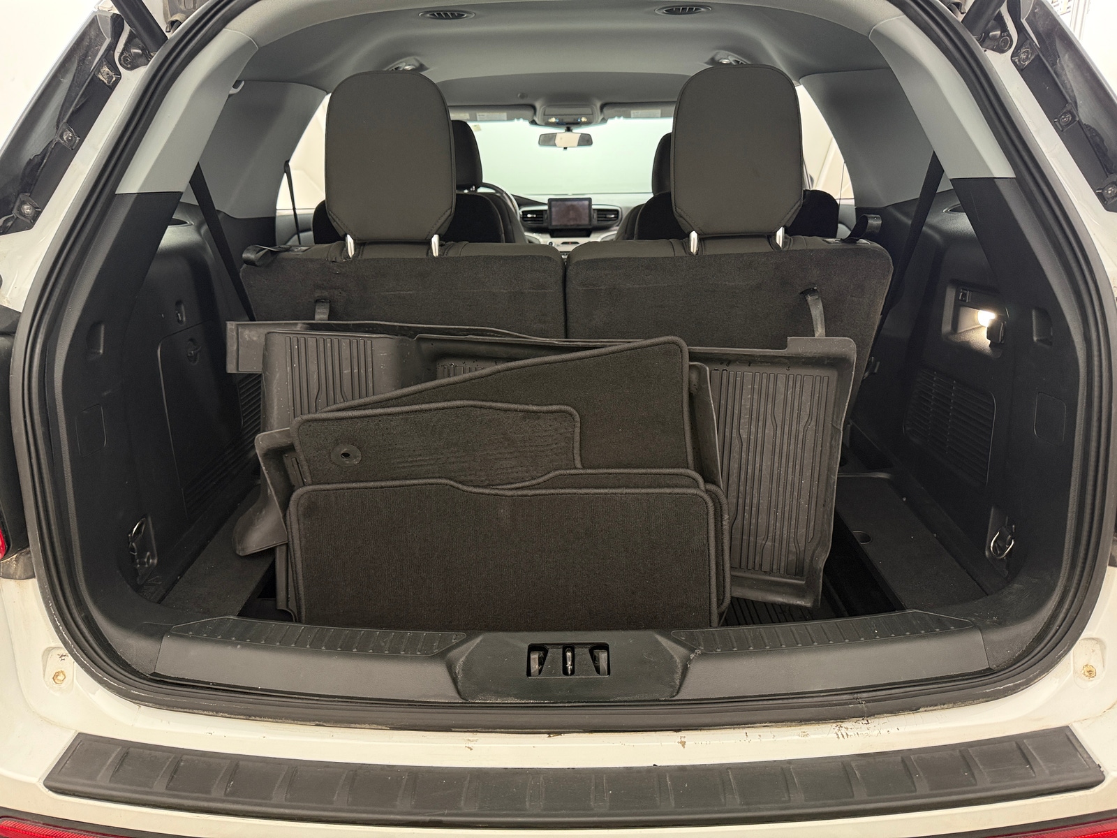 Thumbnail: 2023 Ford Explorer - 7