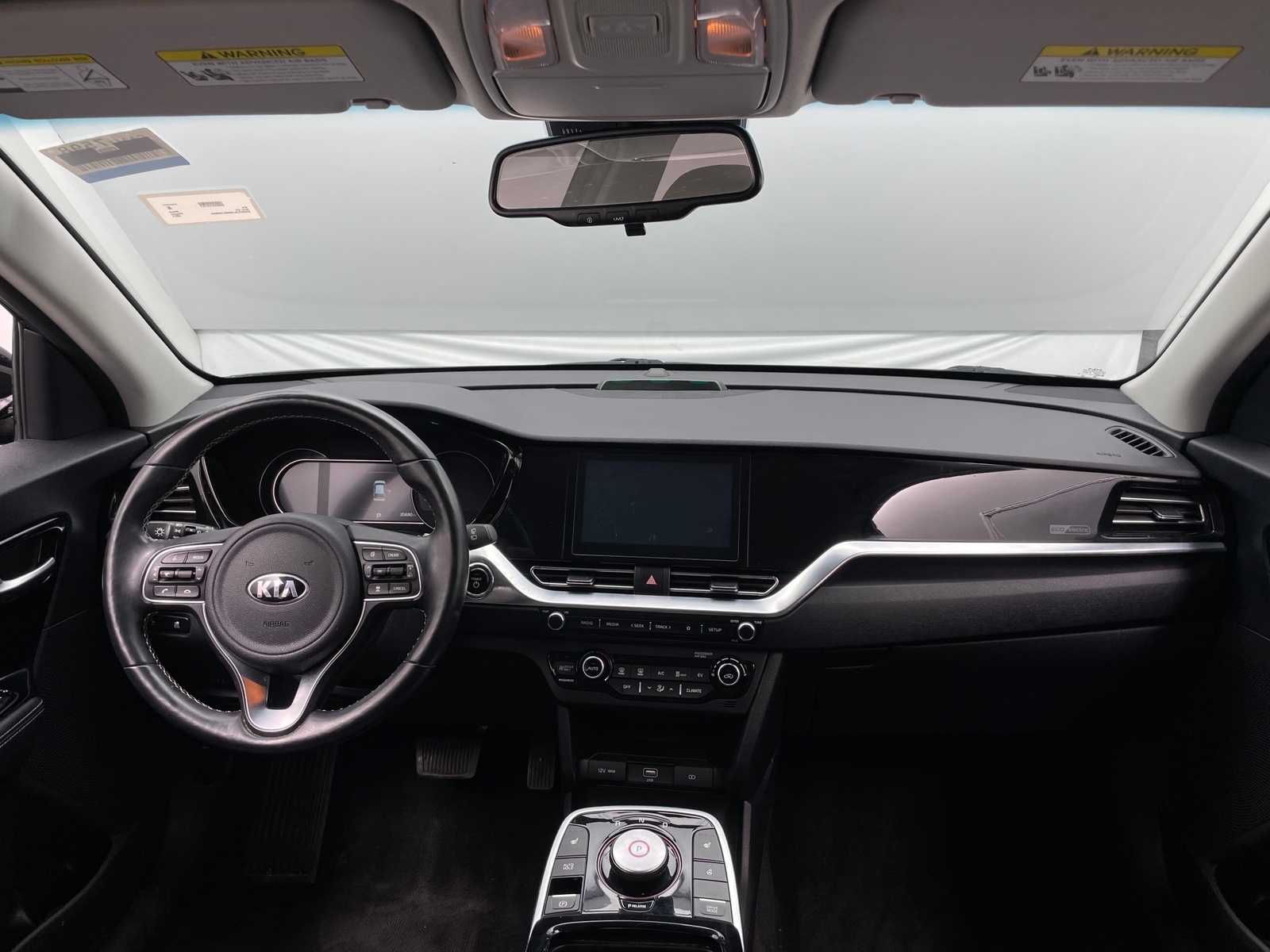 Thumbnail: 2021 Kia Niro - 3