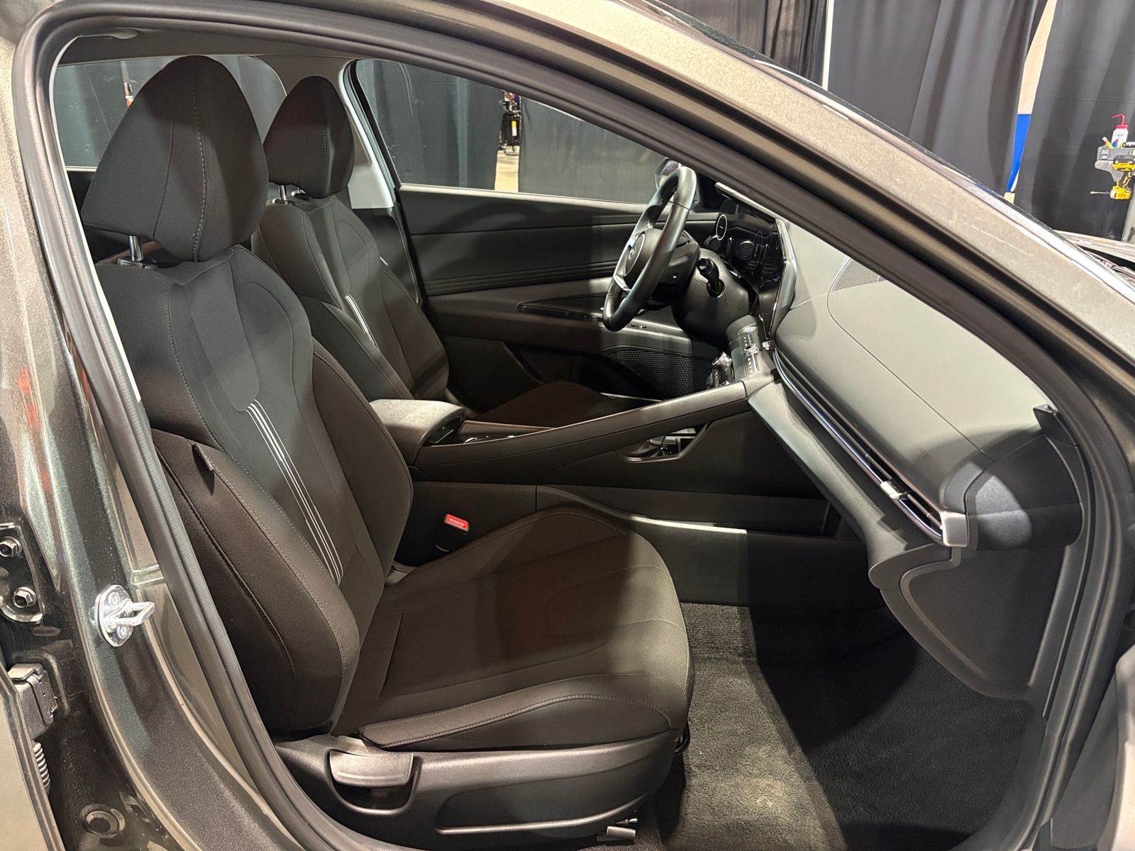 Thumbnail: 2025 Hyundai Elantra - 2