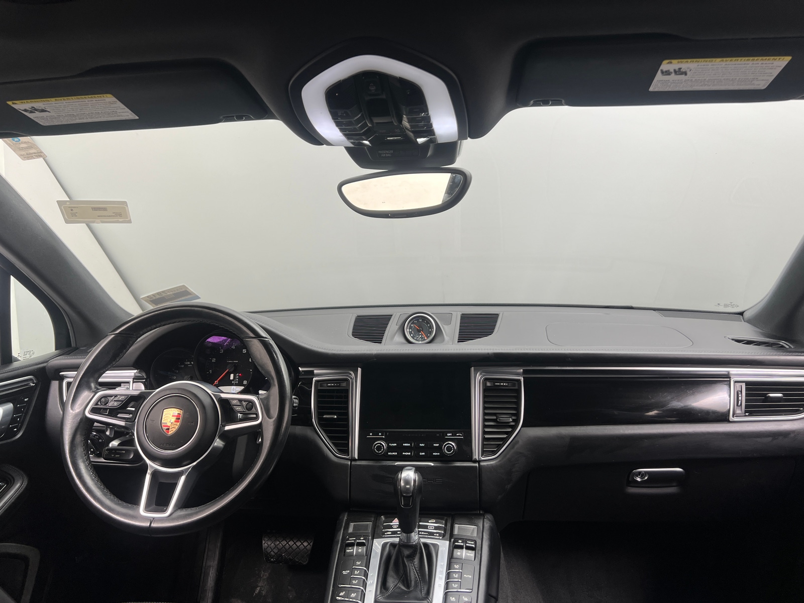 Thumbnail: 2018 Porsche Macan - 2