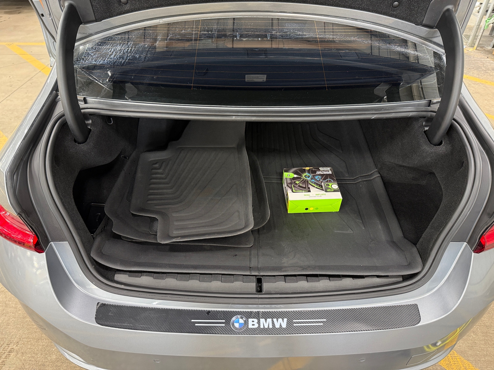 Thumbnail: 2023 BMW 3 Series - 6