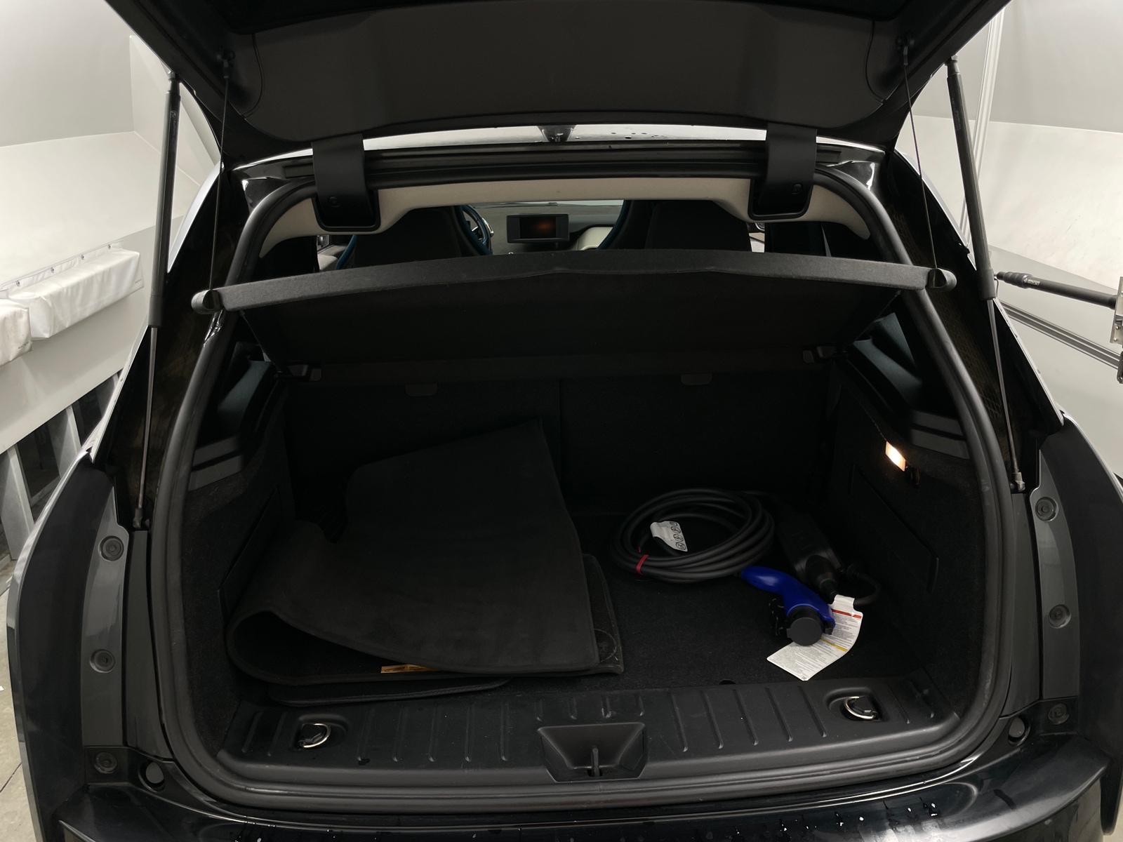 Thumbnail: 2017 BMW i3 - 7