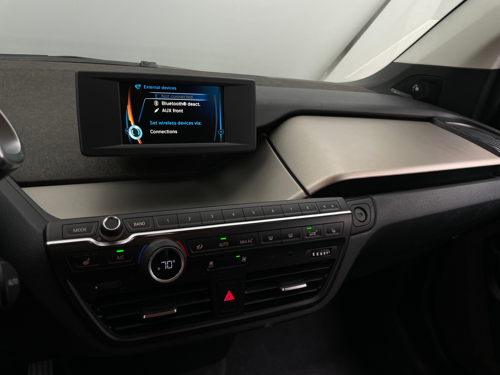 Thumbnail: 2017 BMW i3 - 4