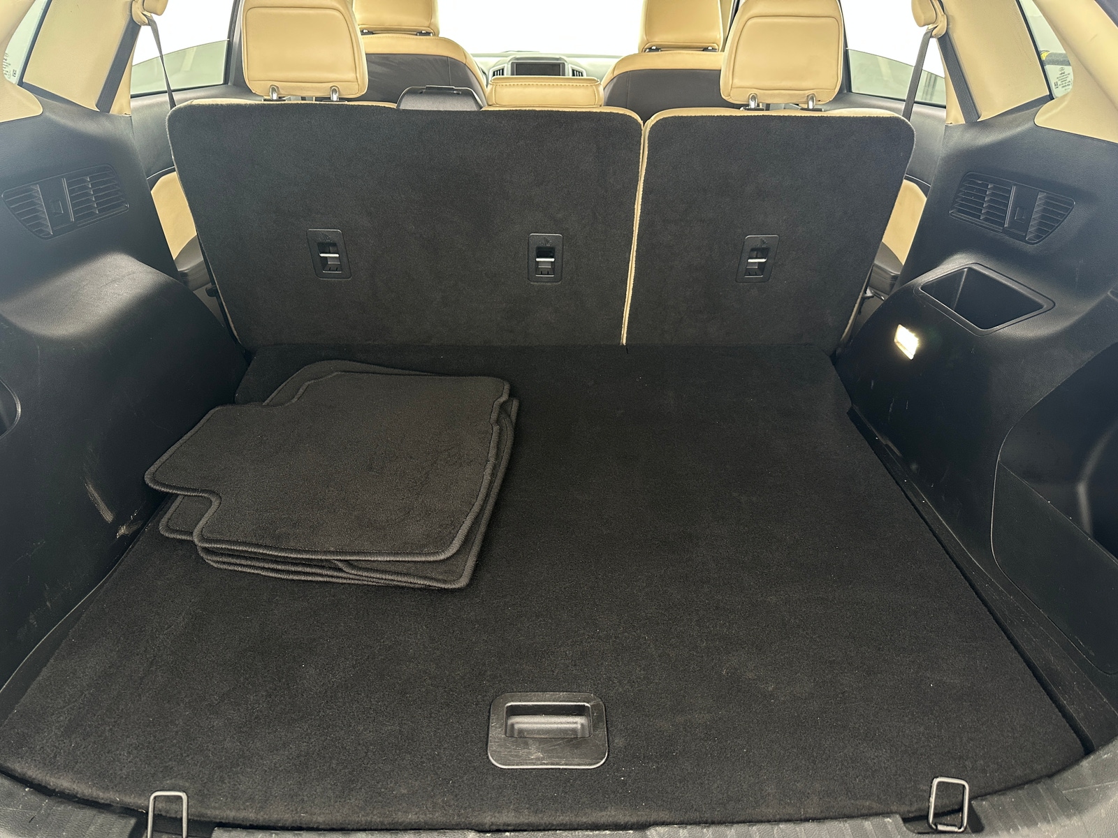 Thumbnail: 2021 Ford Edge - 6