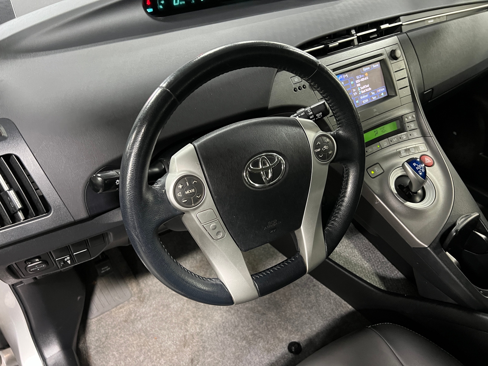 Thumbnail: 2013 Toyota Prius - 5