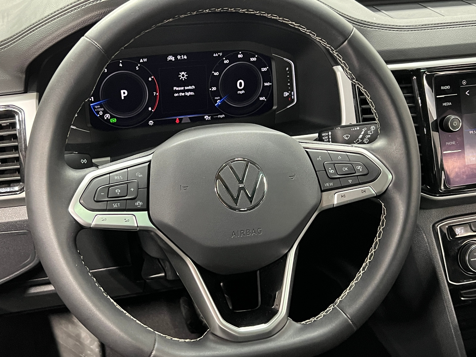 Thumbnail: 2022 Volkswagen Atlas - 4