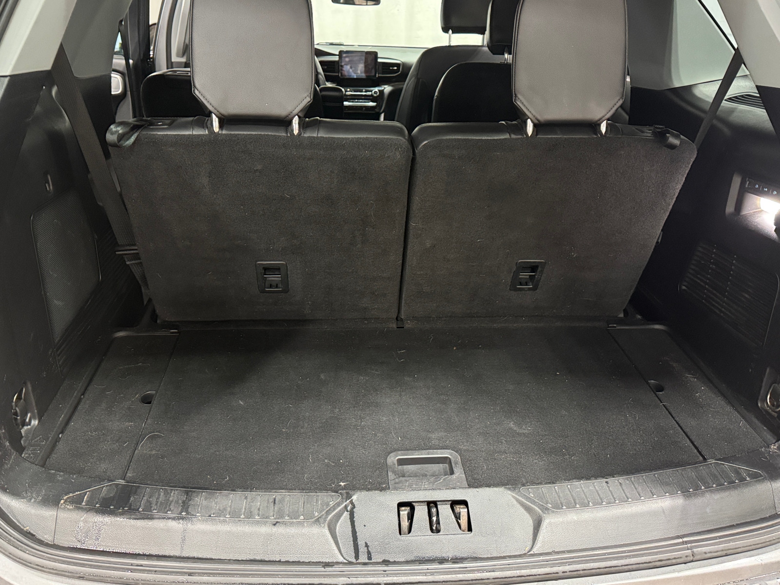 Thumbnail: 2021 Ford Explorer - 6