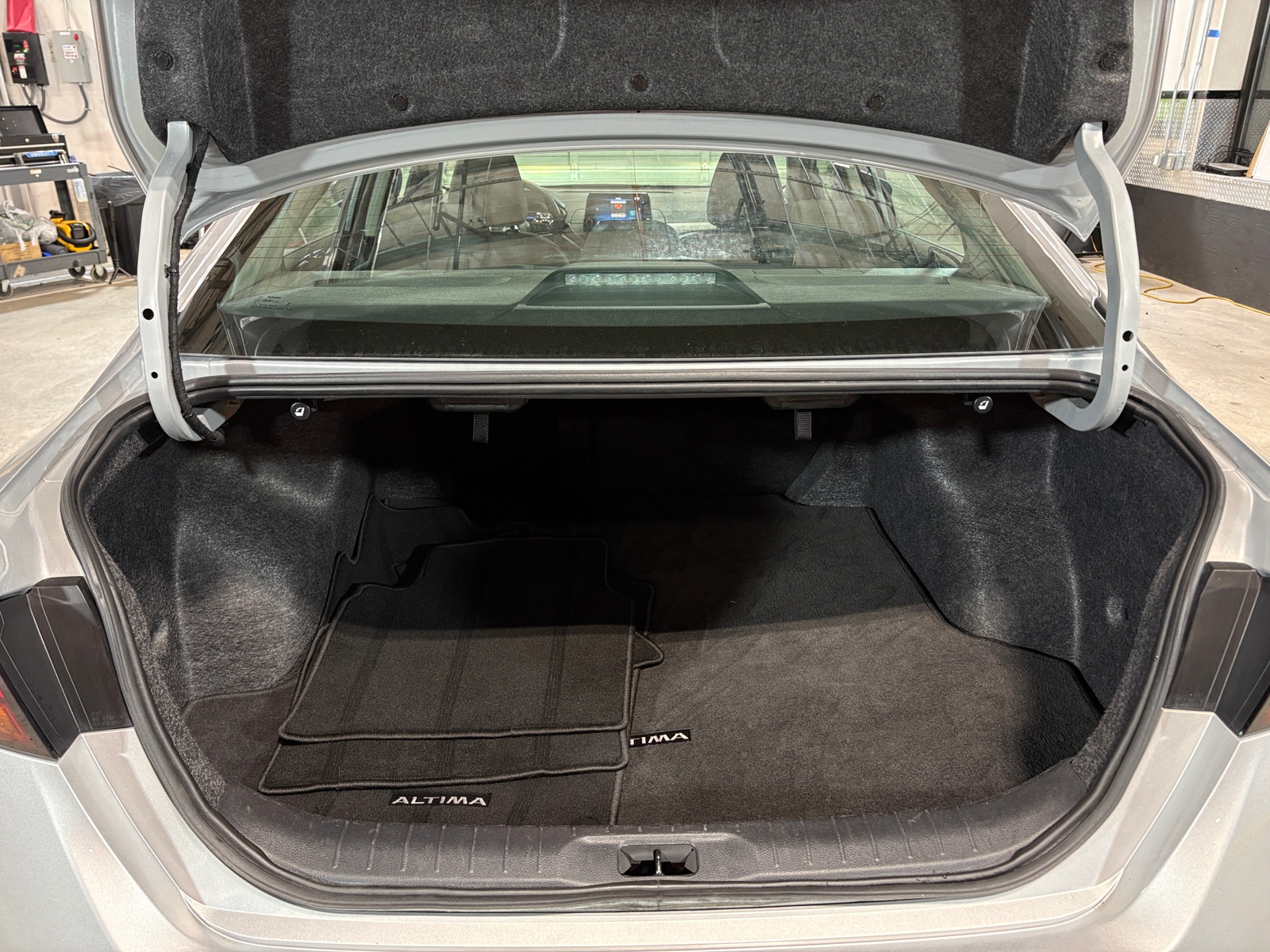 Thumbnail: 2024 Nissan Altima - 7