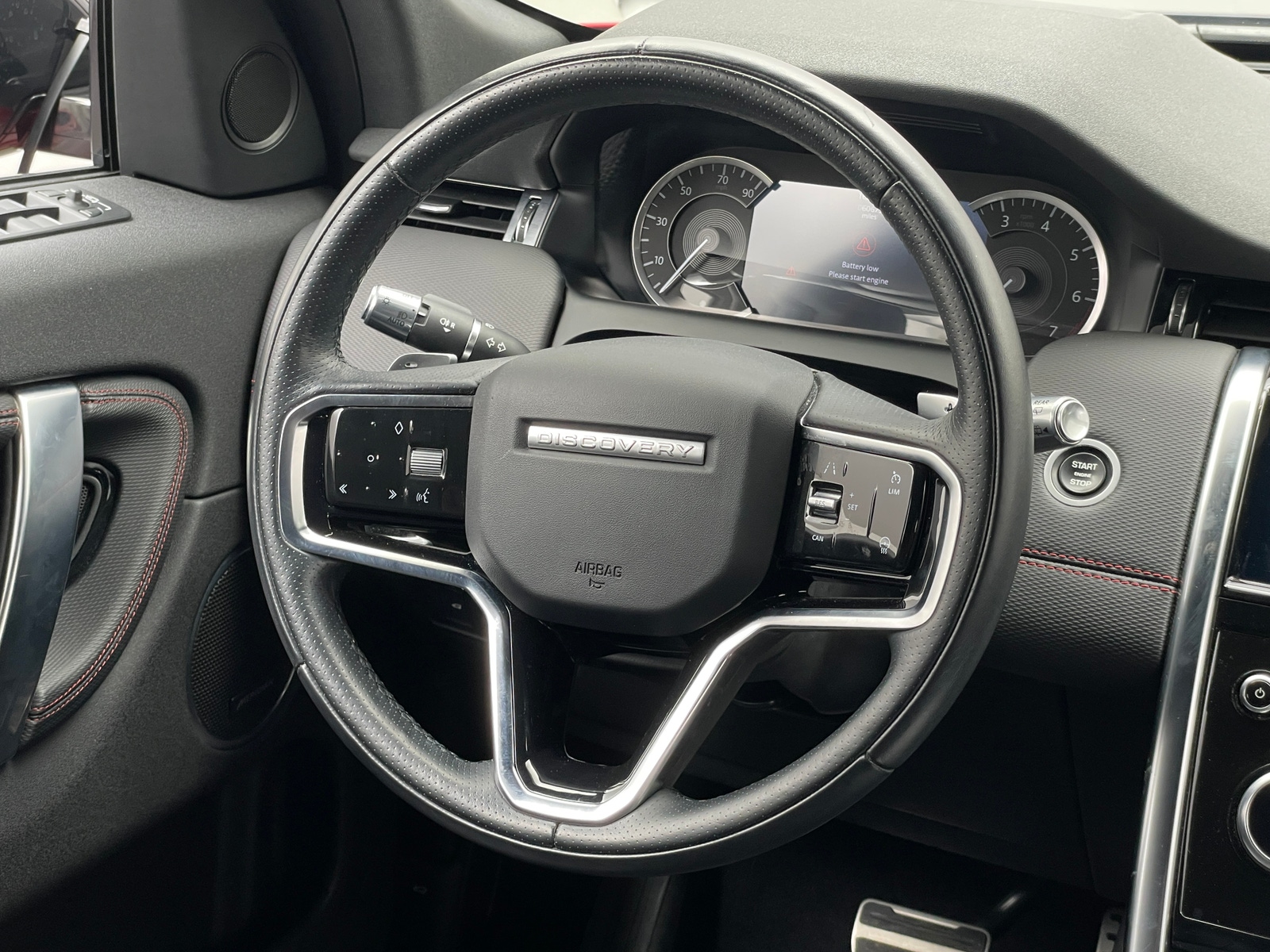 Thumbnail: 2021 Land Rover Discovery Sport - 4