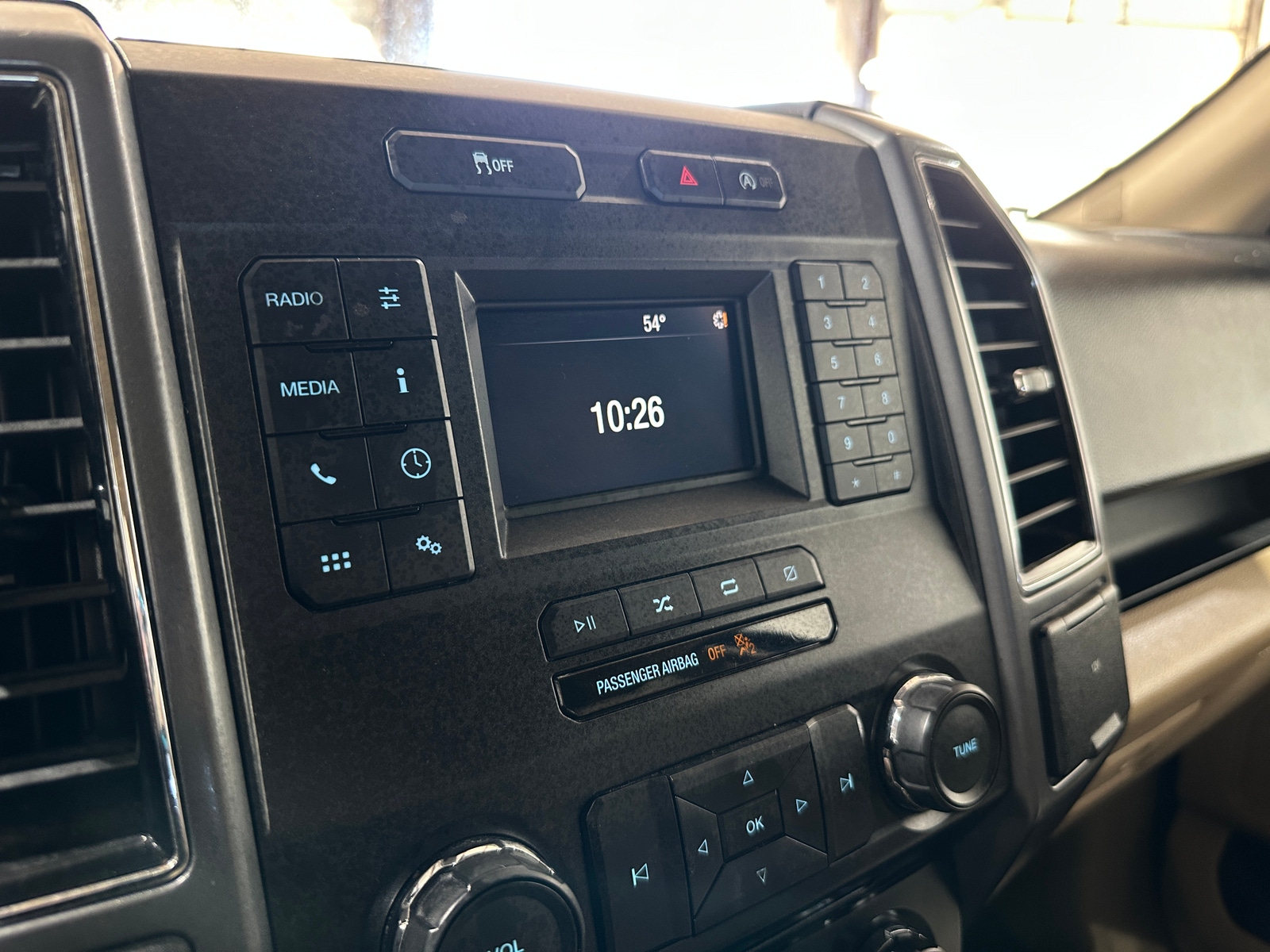 Thumbnail: 2018 Ford Econoline - 3