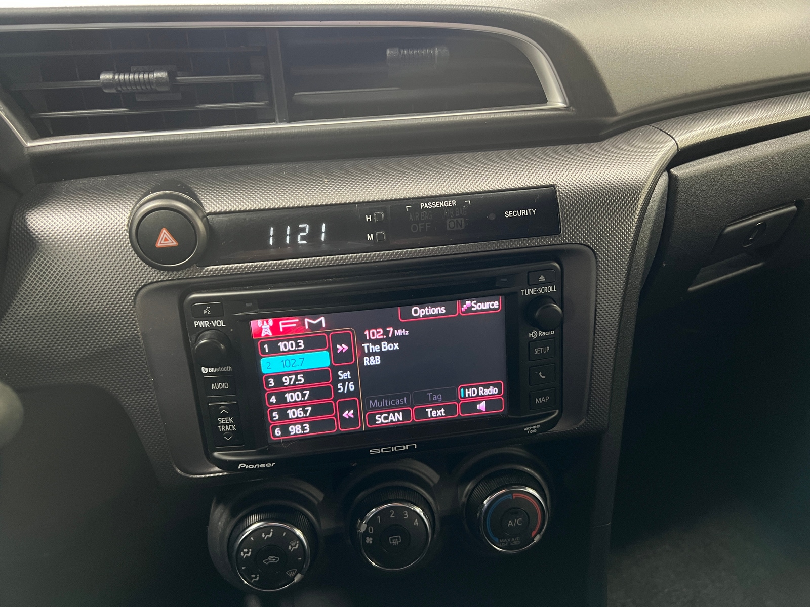 Thumbnail: 2014 Scion tC - 3