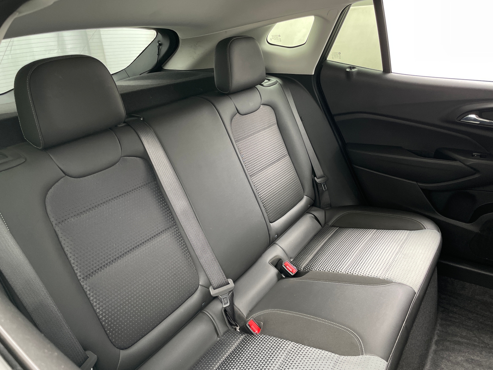 Thumbnail: 2025 Chevrolet Trax - 6