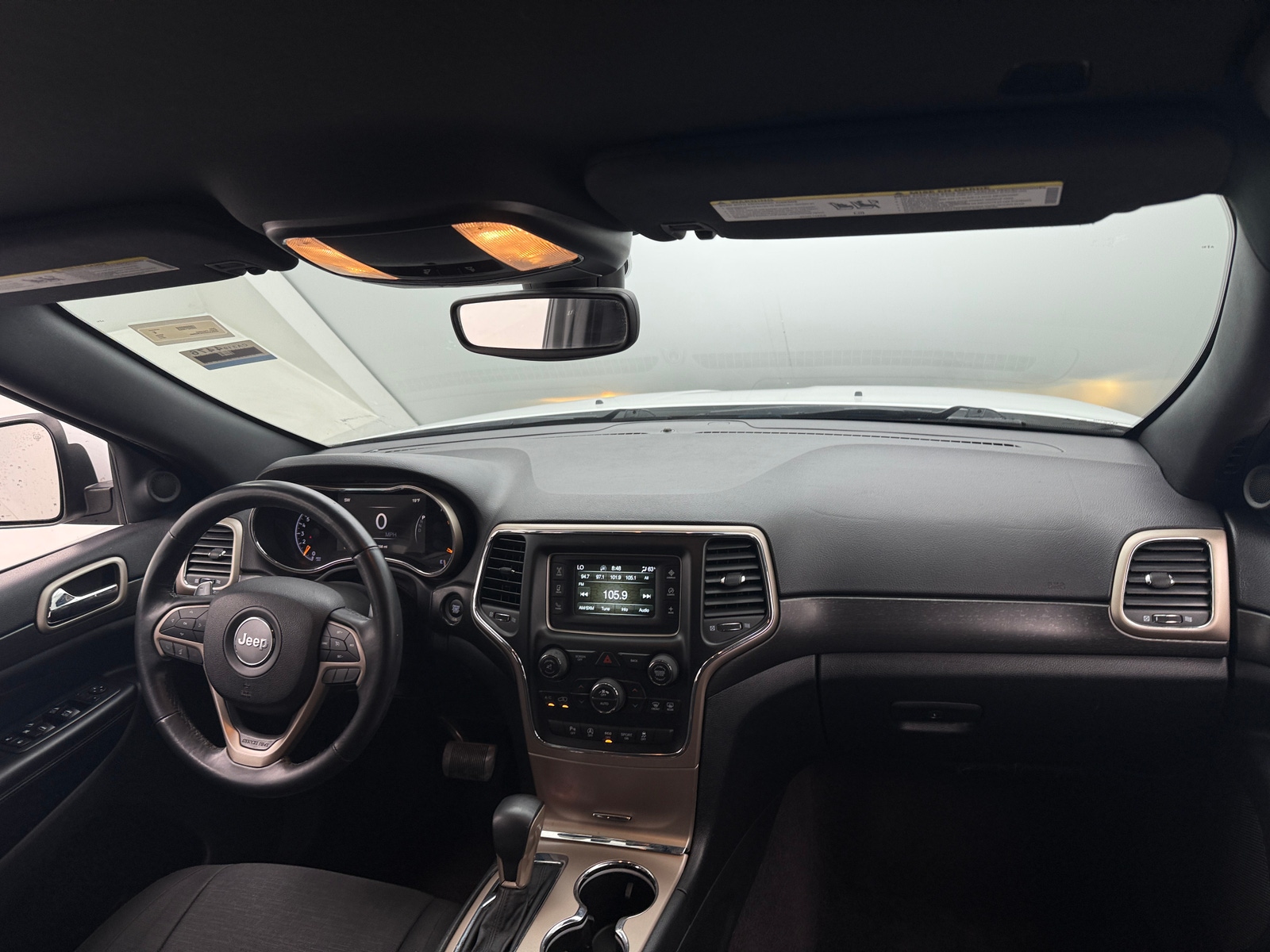 Thumbnail: 2017 Jeep Grand Cherokee - 3