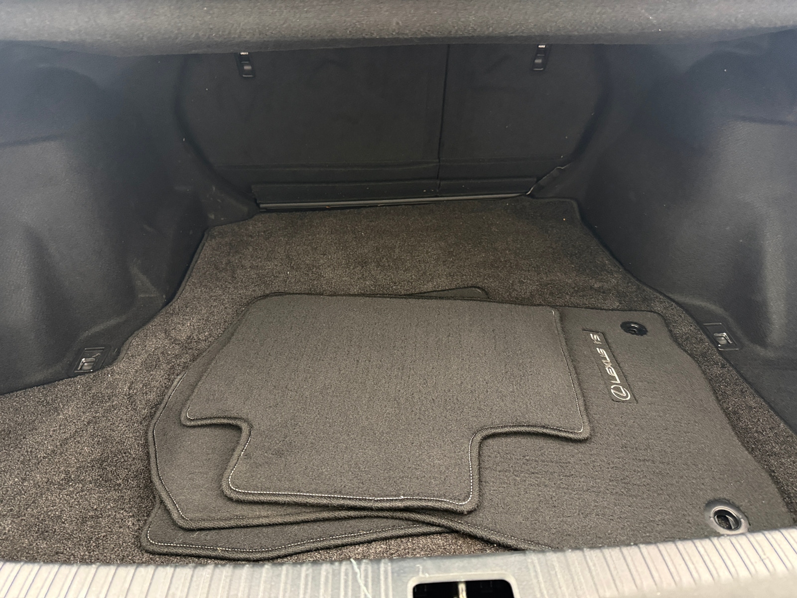 Thumbnail: 2017 Lexus IS - 6