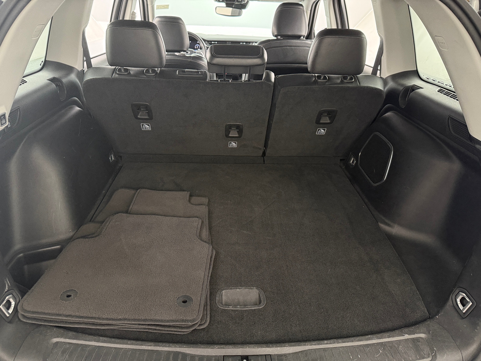 Thumbnail: 2022 Jeep Grand Cherokee - 6