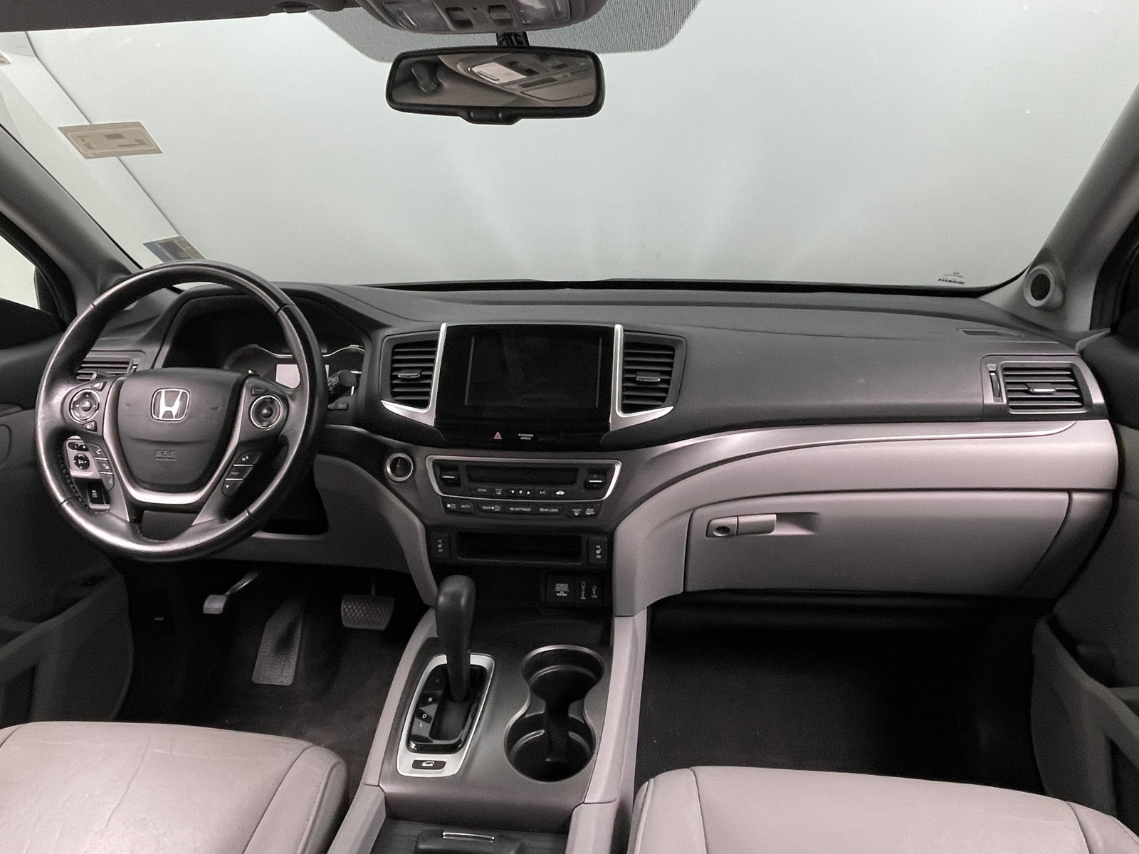 Thumbnail: 2018 Honda Pilot - 2