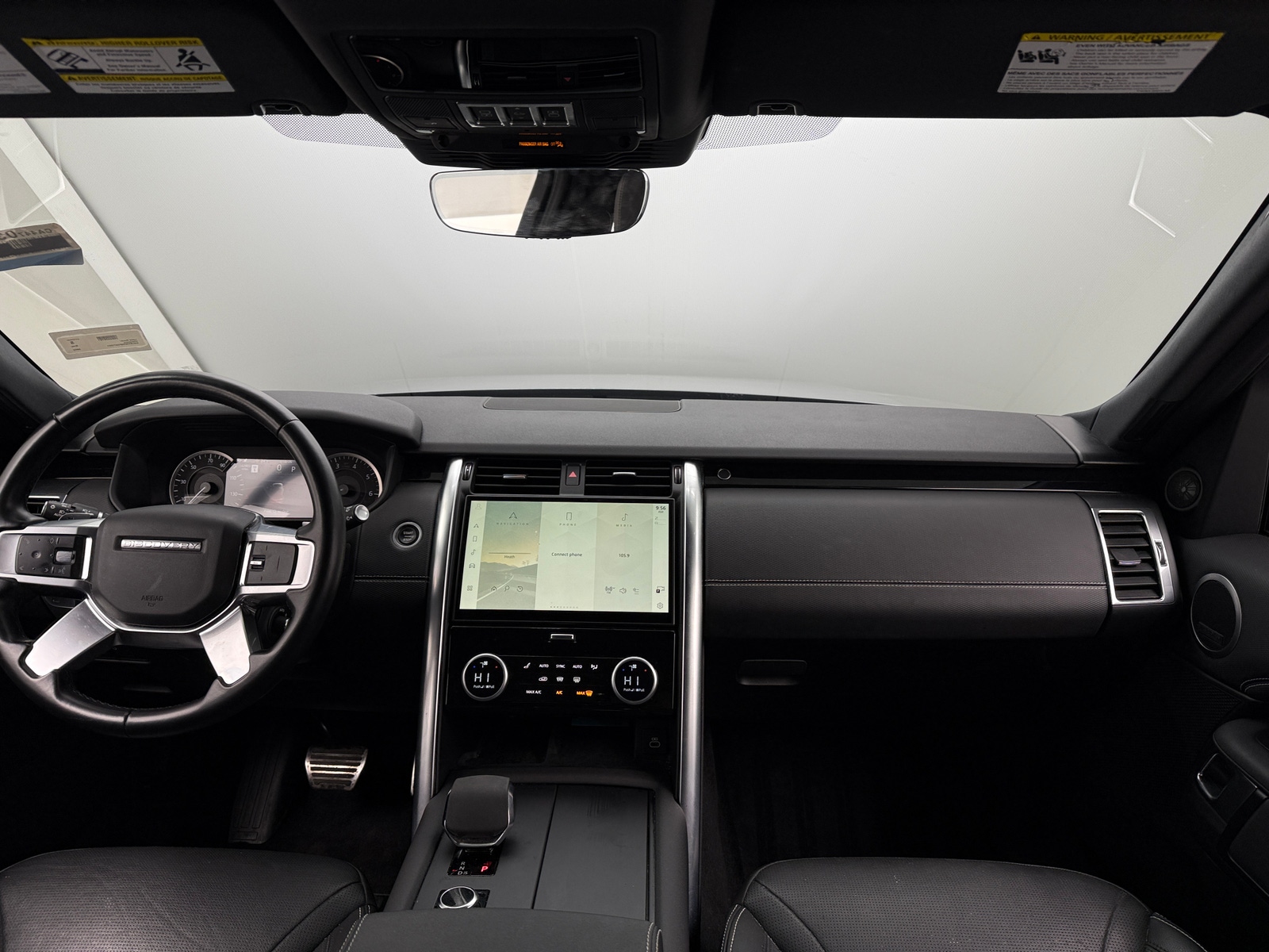 Thumbnail: 2023 Land Rover Discovery - 2