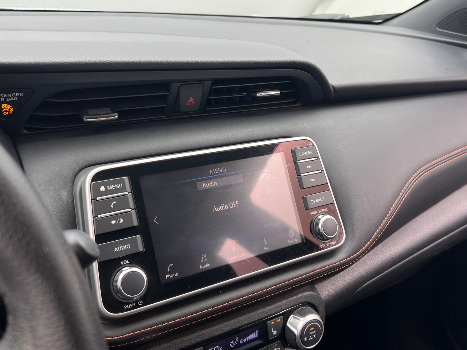 Thumbnail: 2019 Nissan Kicks - 4