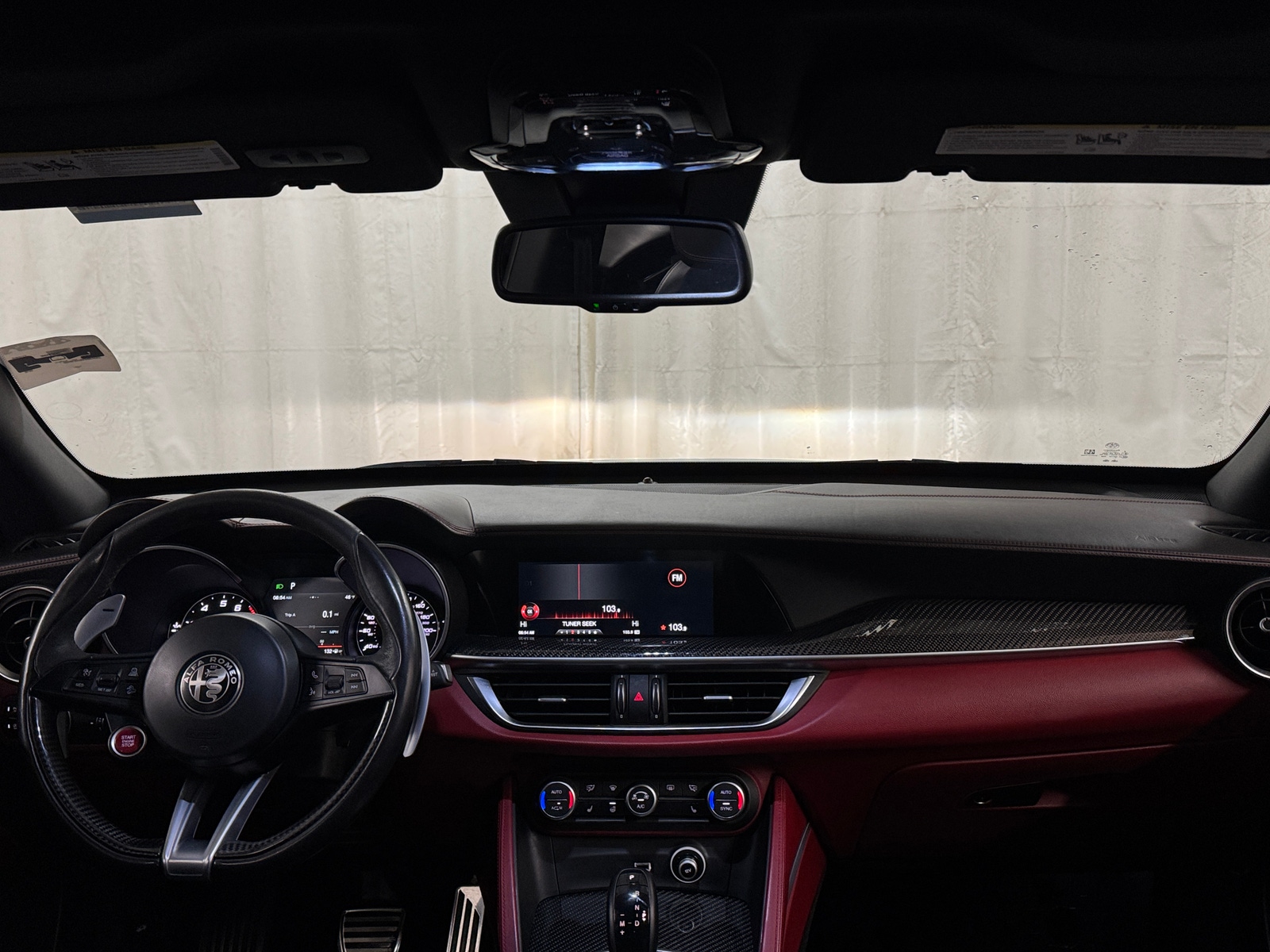 Thumbnail: 2018 Alfa Romeo Stelvio - 2