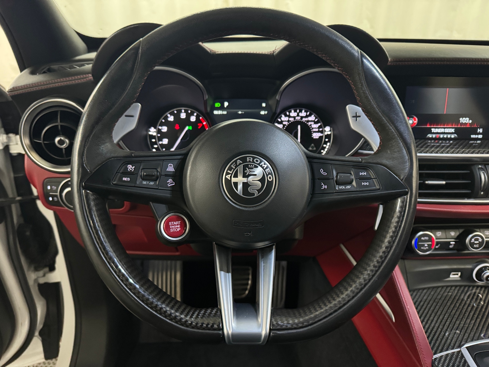 Thumbnail: 2018 Alfa Romeo Stelvio - 4