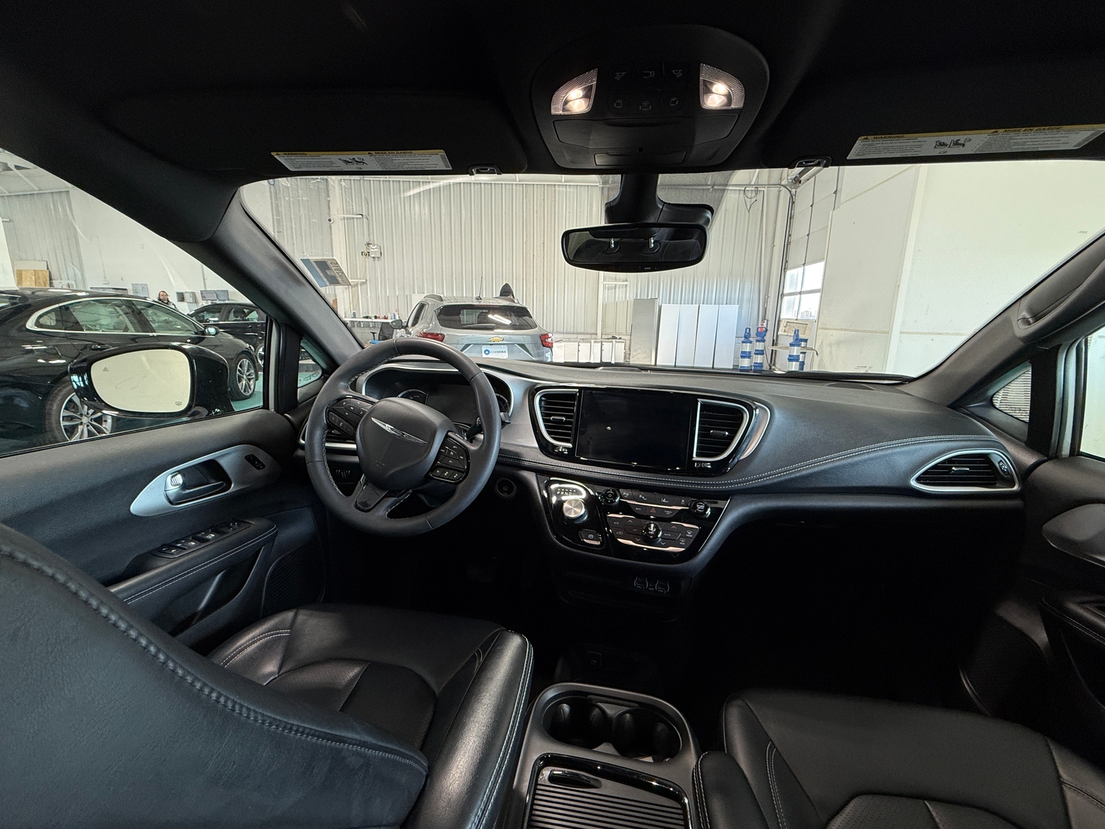 Thumbnail: 2024 Chrysler Pacifica - 2