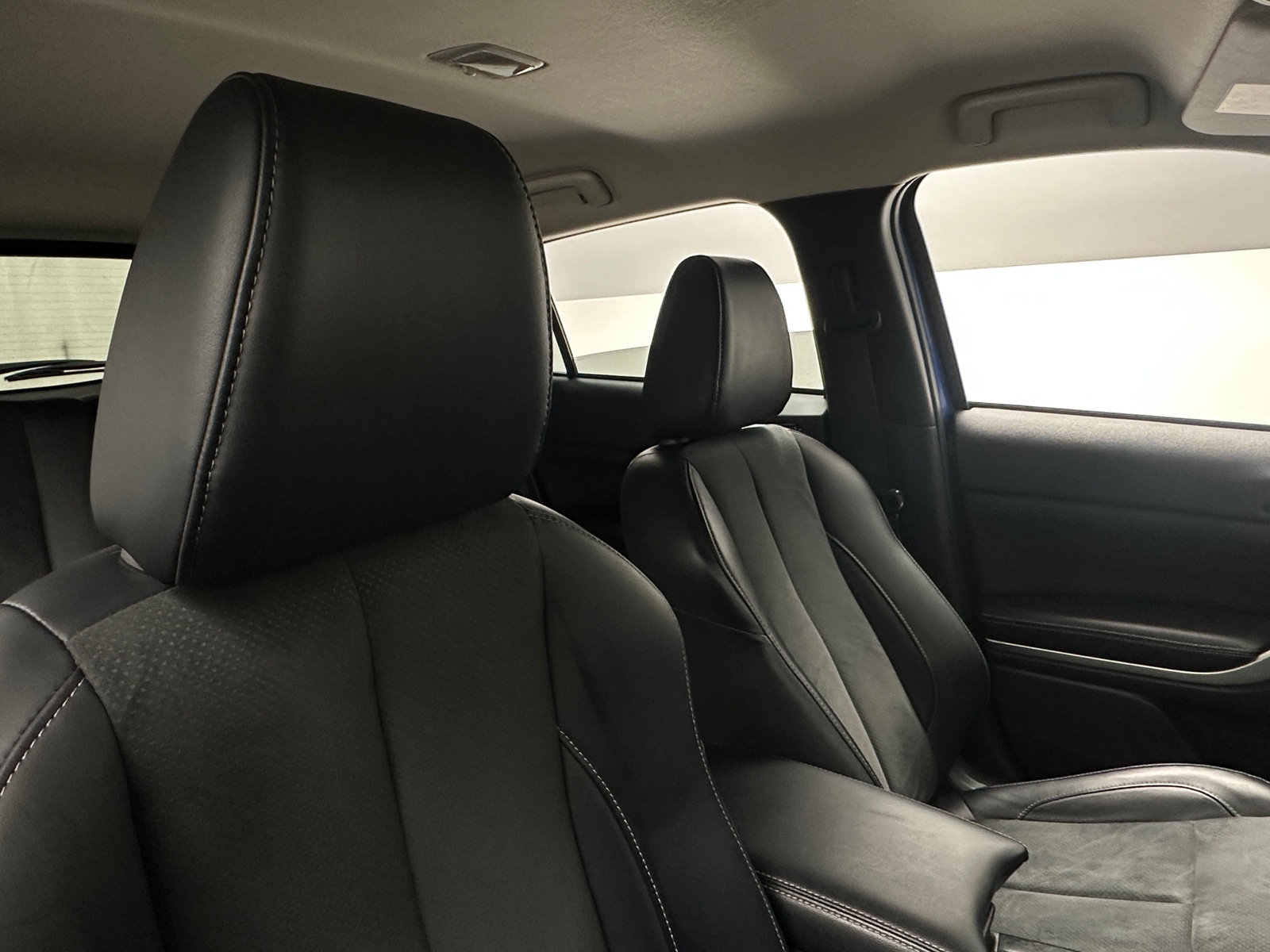 Thumbnail: 2024 Mitsubishi Eclipse Cross - 2