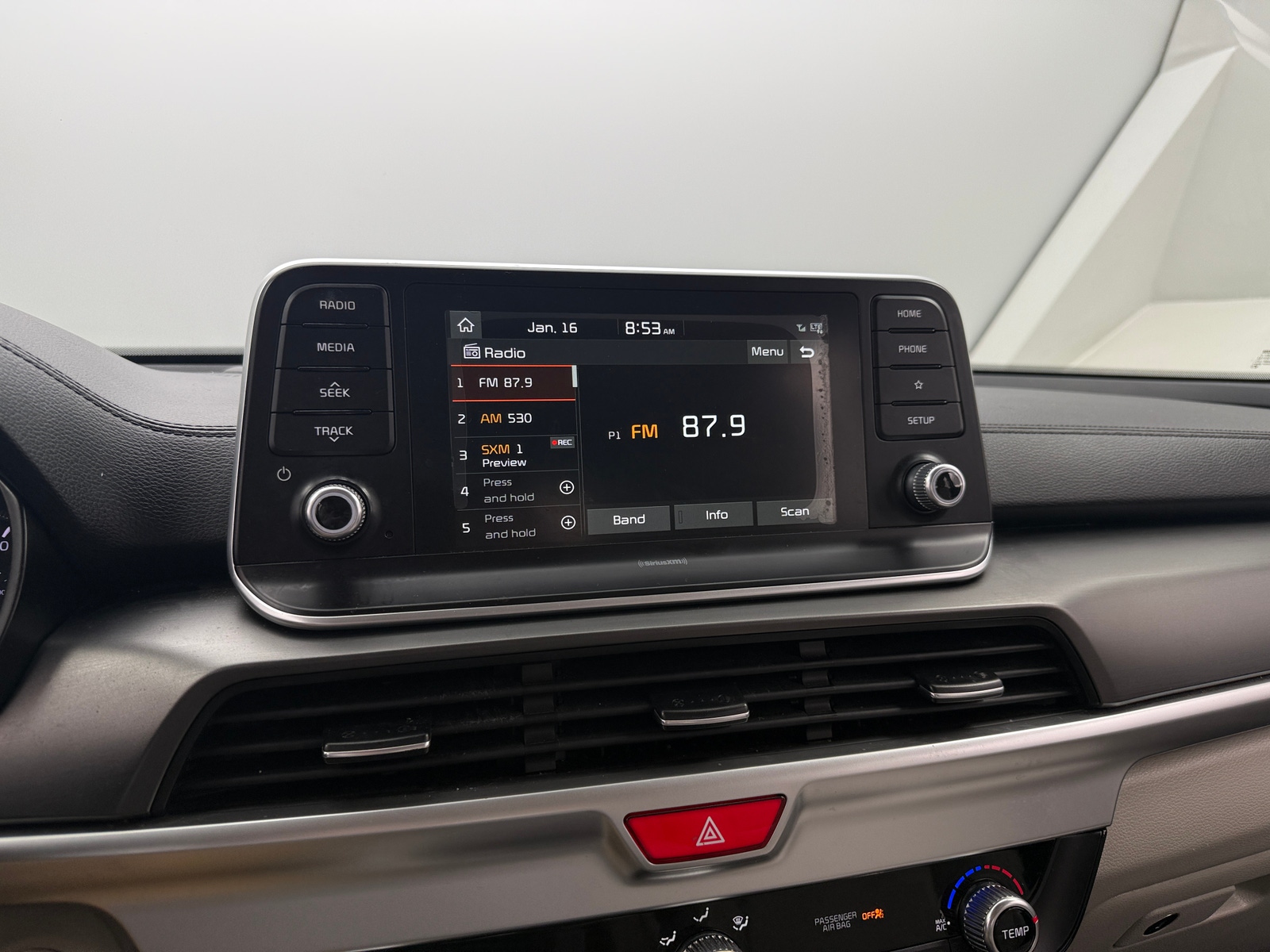 Thumbnail: 2020 Kia Telluride - 3