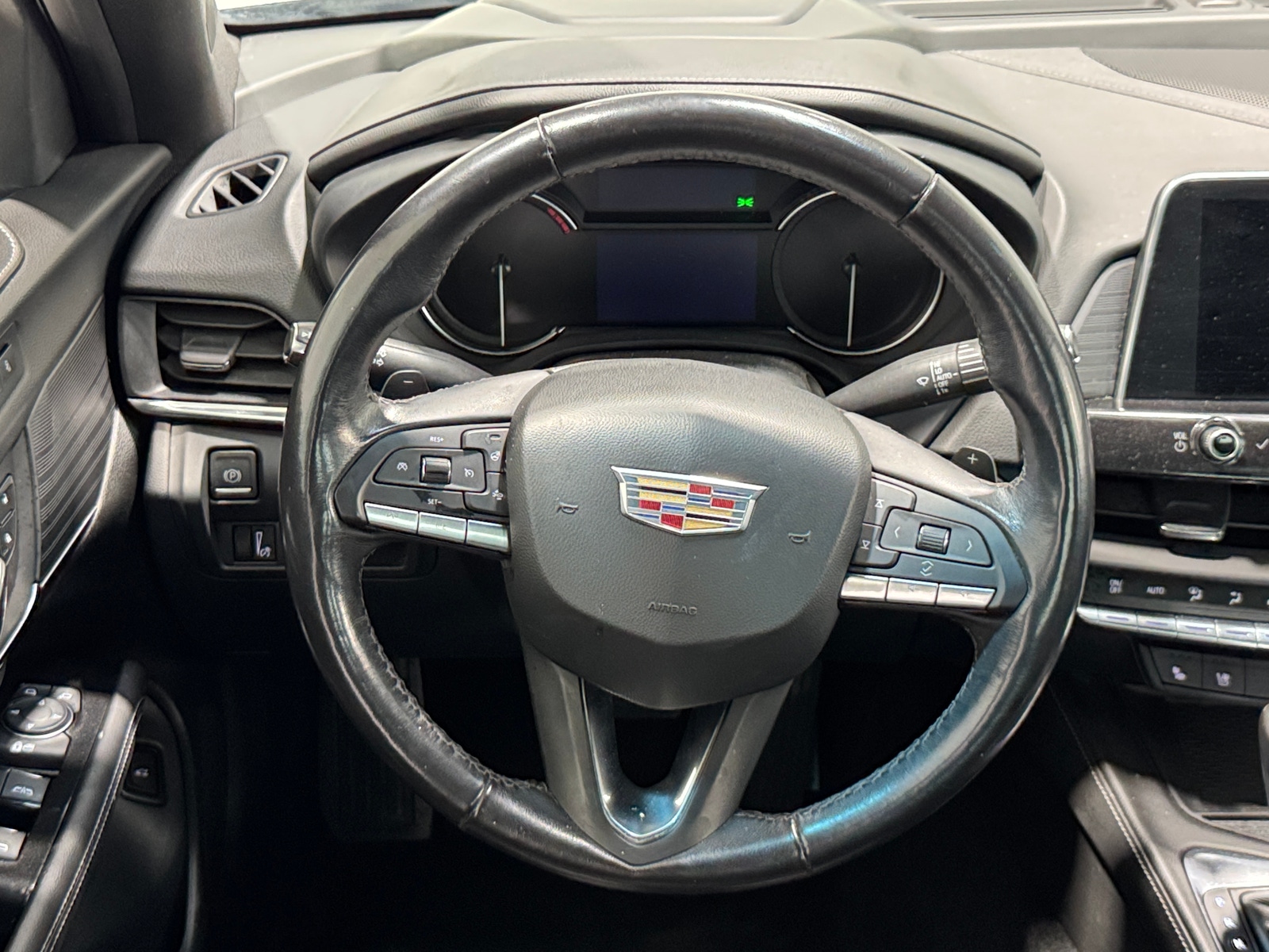 Thumbnail: 2024 Cadillac CT4 - 4