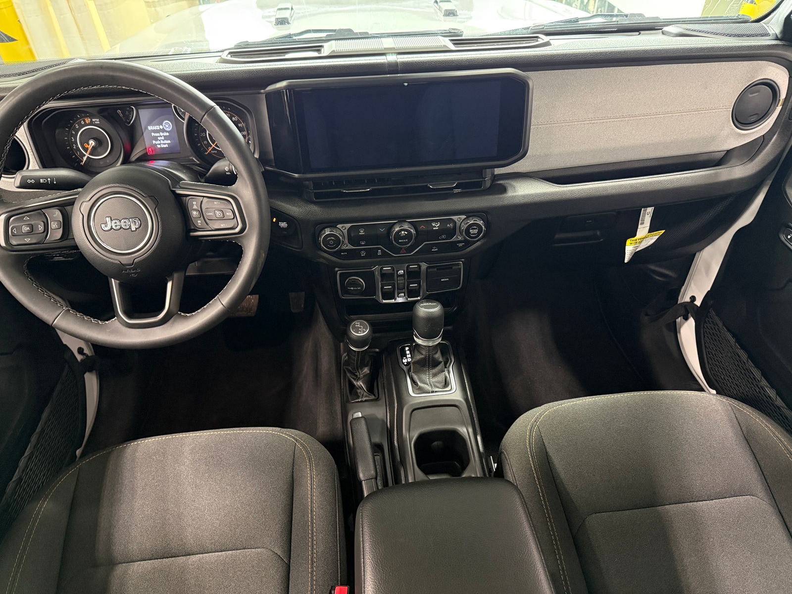 Thumbnail: 2025 Jeep Gladiator - 3