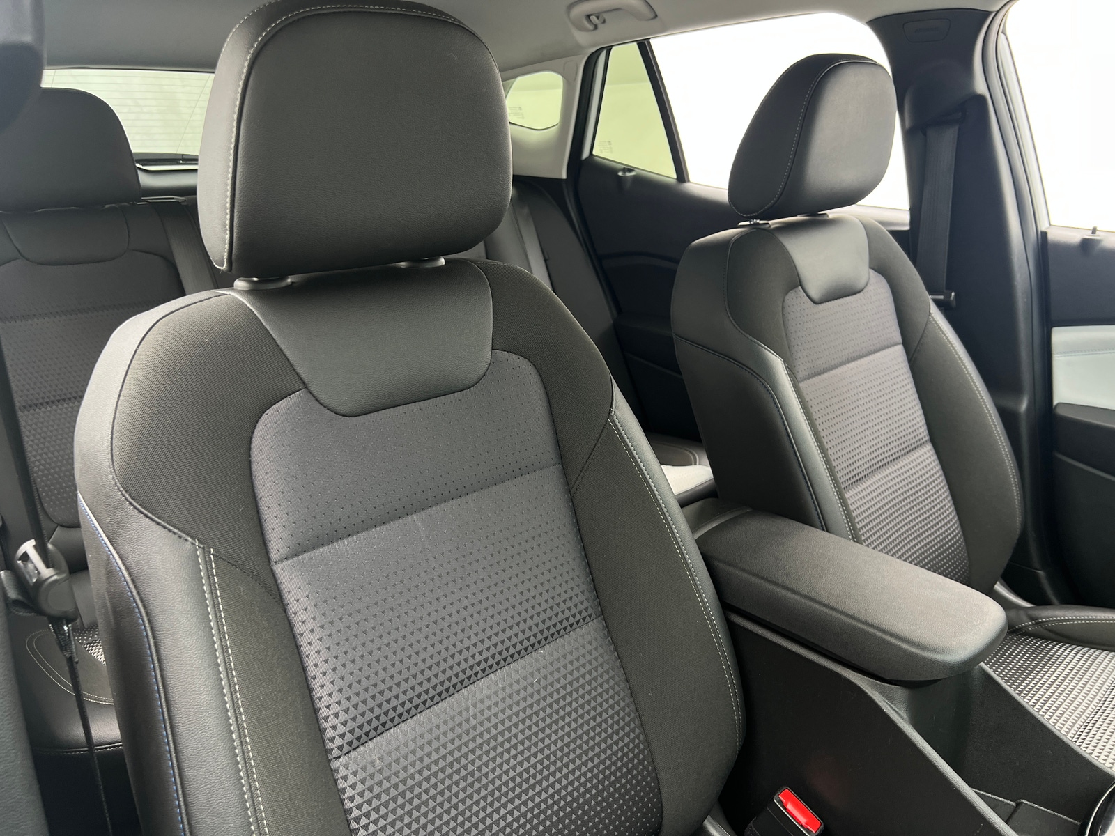 Thumbnail: 2025 Chevrolet Trax - 2