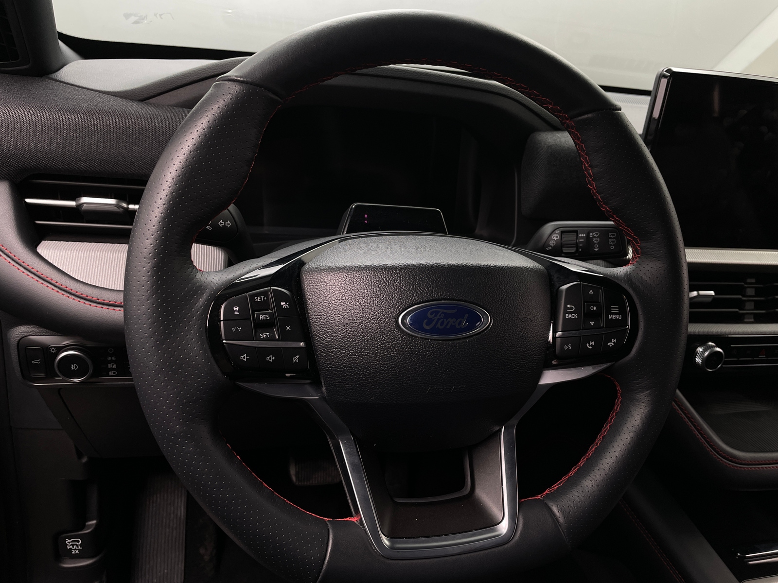 Thumbnail: 2025 Ford Explorer - 5