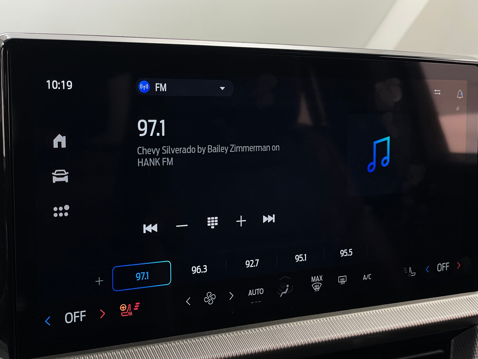 Thumbnail: 2025 Ford Explorer - 4