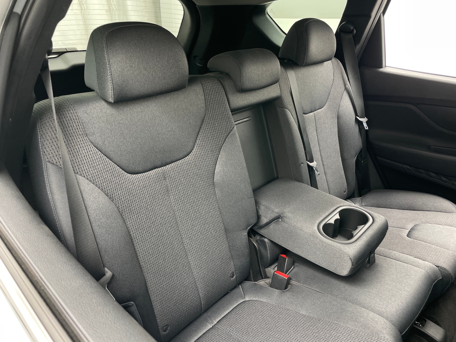 Thumbnail: 2020 Hyundai Santa Fe - 6