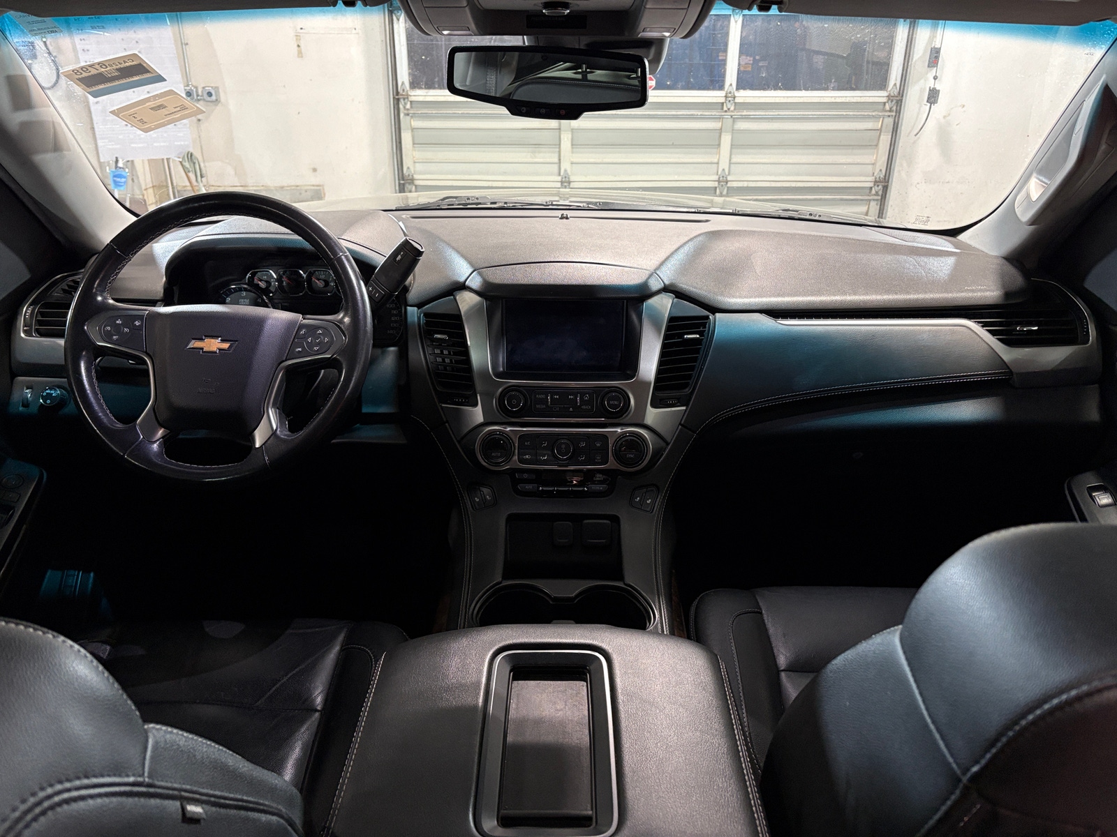 Thumbnail: 2019 Chevrolet Tahoe - 2