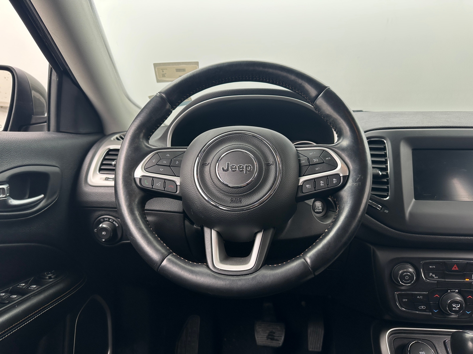 Thumbnail: 2020 Jeep Compass - 5