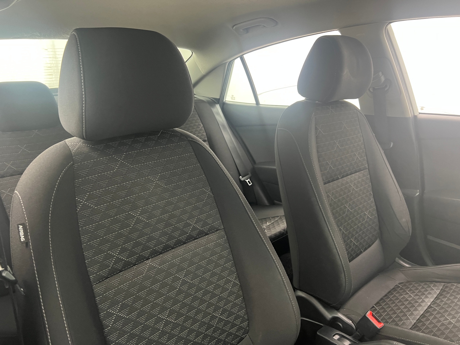 Thumbnail: 2019 Kia Rio - 2