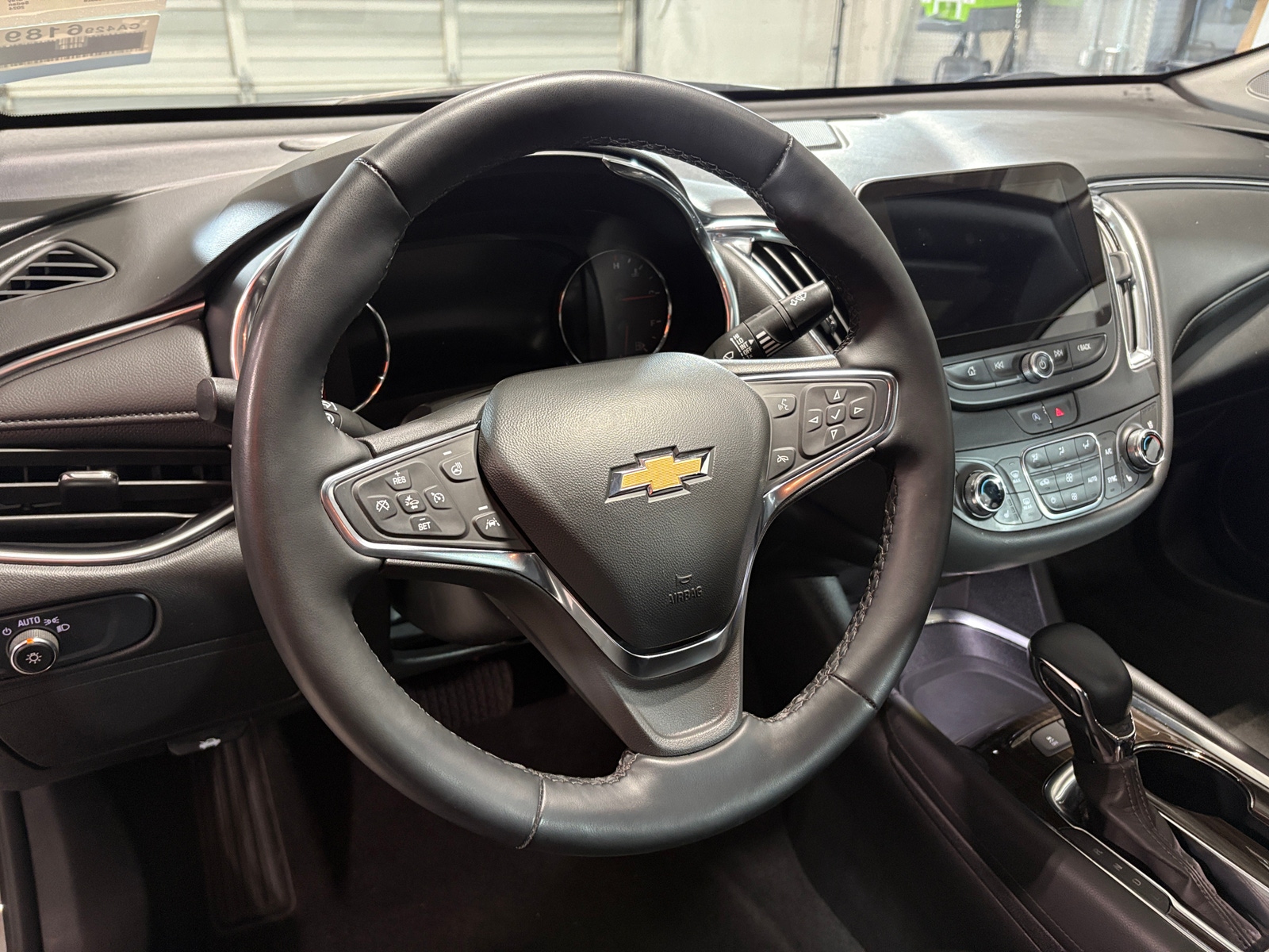 Thumbnail: 2024 Chevrolet Malibu - 4