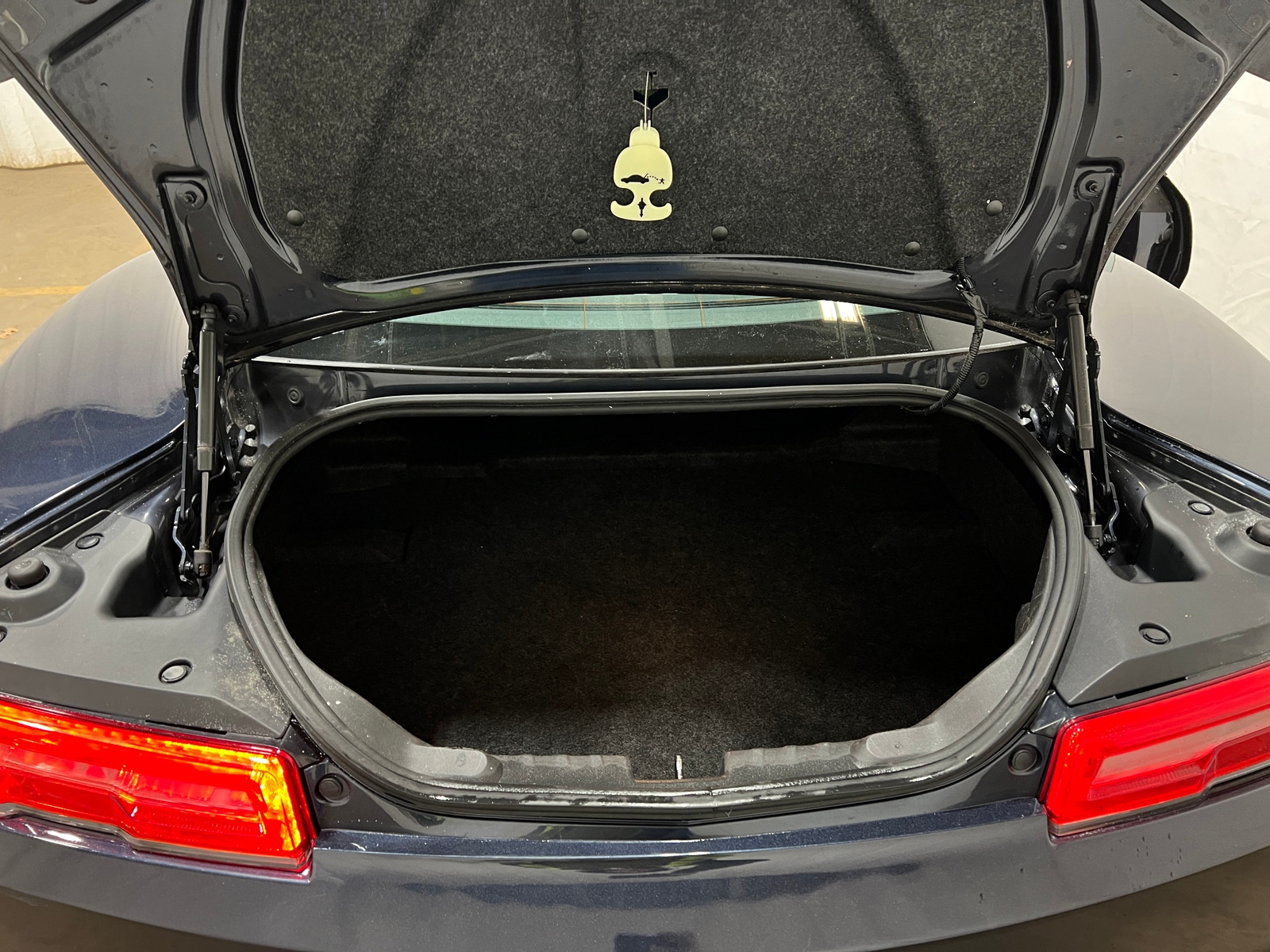 Thumbnail: 2014 Chevrolet Camaro - 4