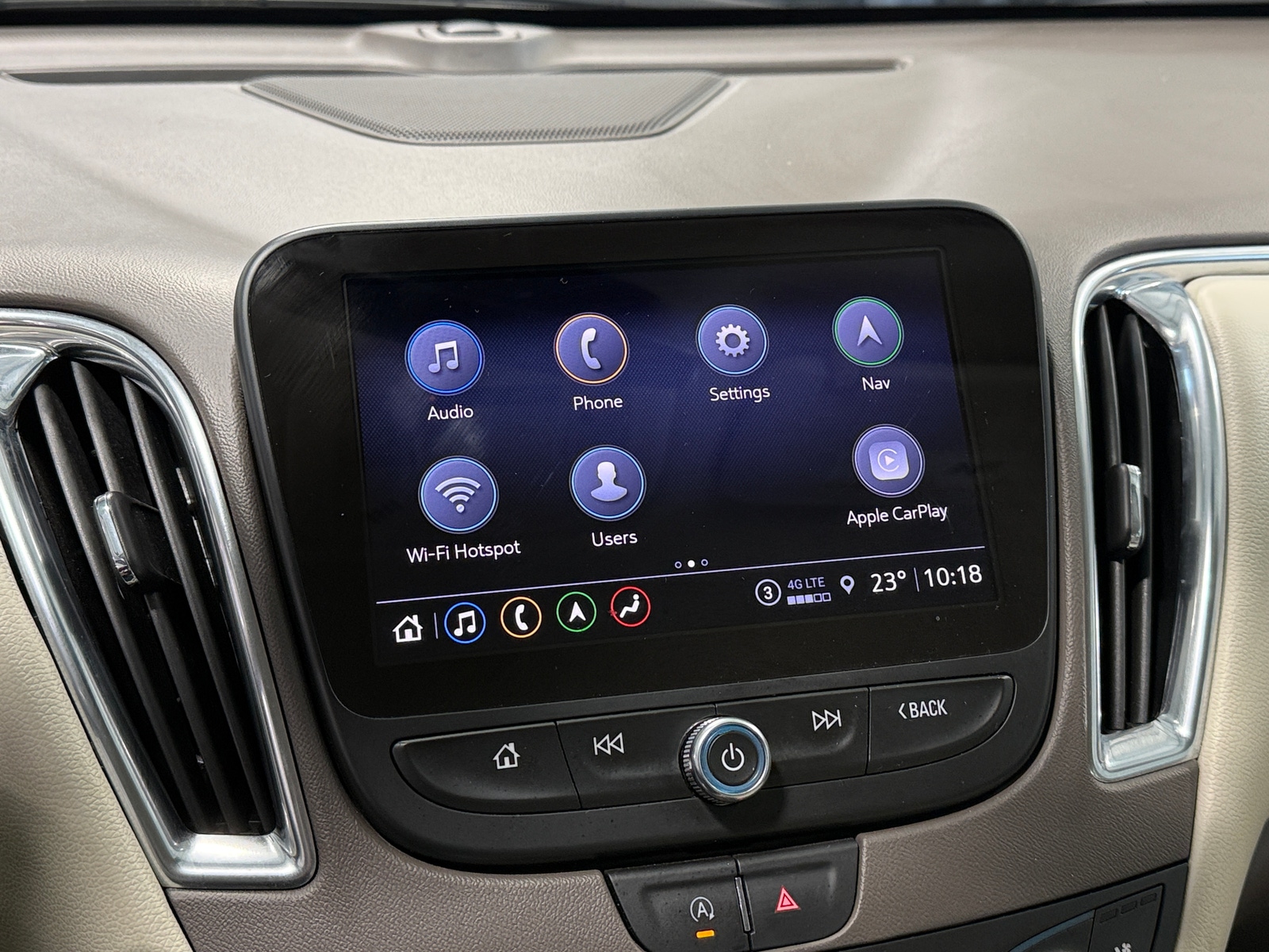 Thumbnail: 2024 Chevrolet Malibu - 4