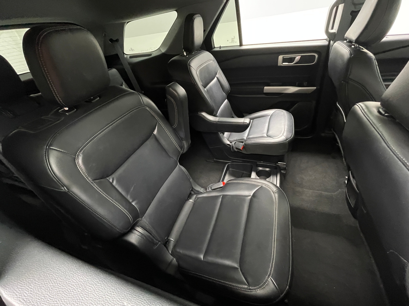 Thumbnail: 2021 Ford Explorer - 6