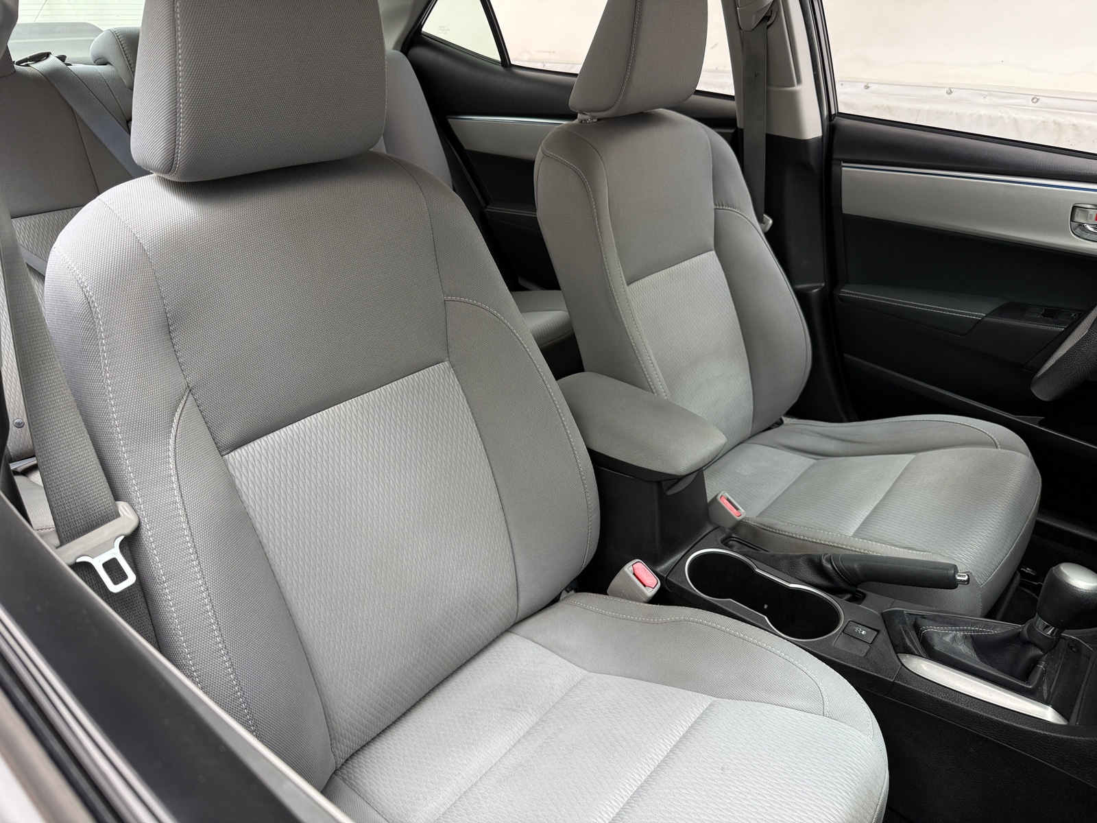 Thumbnail: 2016 Toyota Corolla - 2