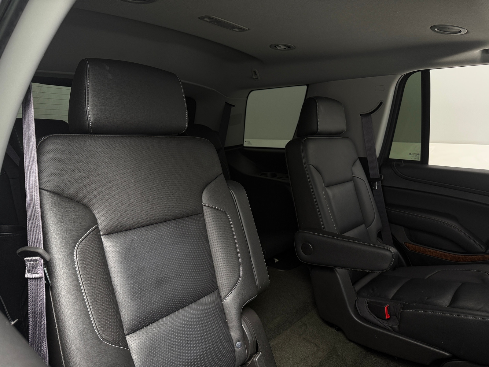 Thumbnail: 2017 Chevrolet Tahoe - 5