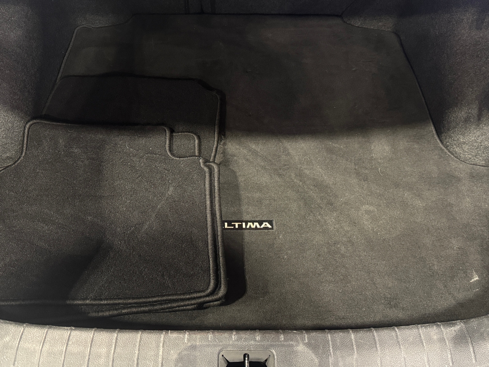 Thumbnail: 2020 Nissan Altima - 7