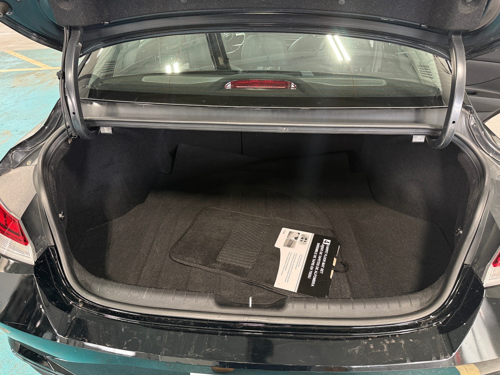 Thumbnail: 2023 Hyundai Elantra - 6